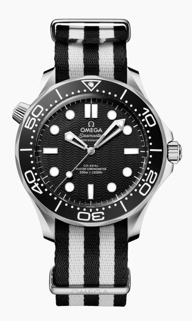 Omega Seamaster Diver 300M Black Dial NATO Strap