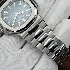Patek Philippe Nautilus Watch - 5711/1A-010