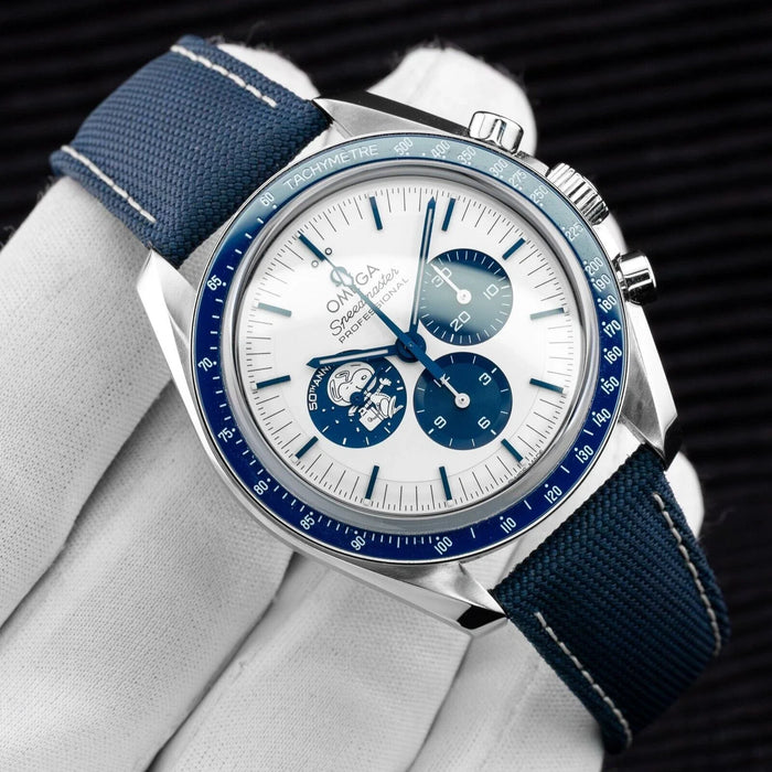 2025 NEW OMEGA Speedmaster 50th Anniversary 310.32.42.50.02.001 Silver Snoopy